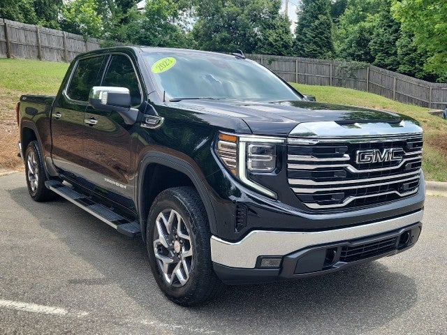 2023 GMC Sierra 1500 SLT in Onyx Black — front three-quarter view